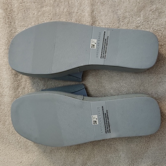 Shoes - Picture 2 of 2